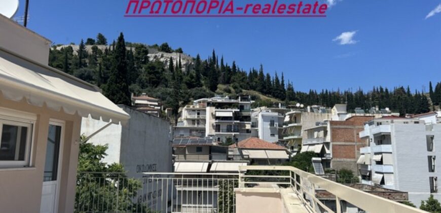 Λαμια -Κεντρο Ενοικιαζεται Διαμερισμα 82 τμ
