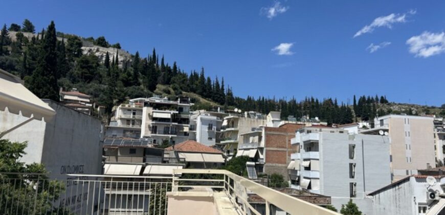 Λαμια -Κεντρο Ενοικιαζεται Διαμερισμα 82 τμ