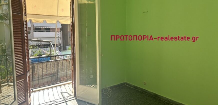 Λαμια-Κεντρο Ενοικιαζεται 55τμ Ισογειο.