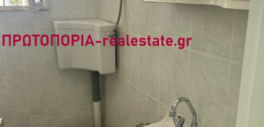 Λαμια-Κεντρο Ενοικιαζεται 55τμ Ισογειο.