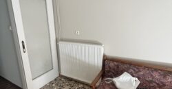 Λαμια-Κεντρο Ενοικιαζεται διαμερισμα 64τμ,2ου οροφου,πεντε λεπτα απο τισ πλατειες και αμεσα προσβασιμο σε συγκοινωνιες.