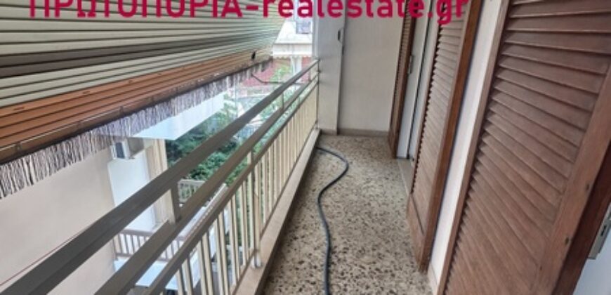 Λαμια-Κεντρο Ενοικιαζεται διαμερισμα 64τμ,2ου οροφου,πεντε λεπτα απο τισ πλατειες και αμεσα προσβασιμο σε συγκοινωνιες.