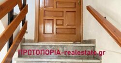 Λαμια-Ενοικιαζεται στη Καλυβιων διαμερισμα 90τμ 2ου οροφου.