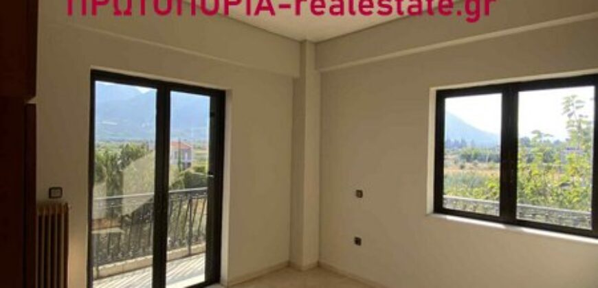 Λαμια-Ενοικιαζεται στη Καλυβιων διαμερισμα 90τμ 2ου οροφου.