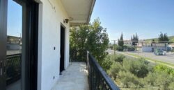 Λαμια-Ενοικιαζεται στη Καλυβιων διαμερισμα 90τμ 2ου οροφου.