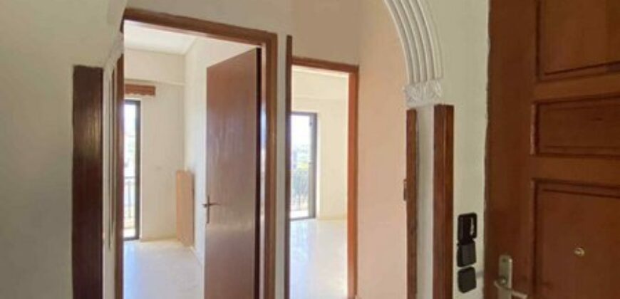 Λαμια-Ενοικιαζεται στη Καλυβιων διαμερισμα 90τμ 2ου οροφου.