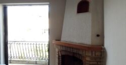 Λαμια-Ενοικιαζεται στη Καλυβιων διαμερισμα 90τμ 2ου οροφου.