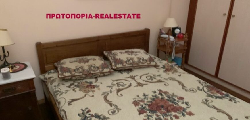 ΦΩΚΙΔΑ-ΠΩΛΕΙΤΑΙ ΣΤΑ ΚΑΣΤΕΛΛΙΑ