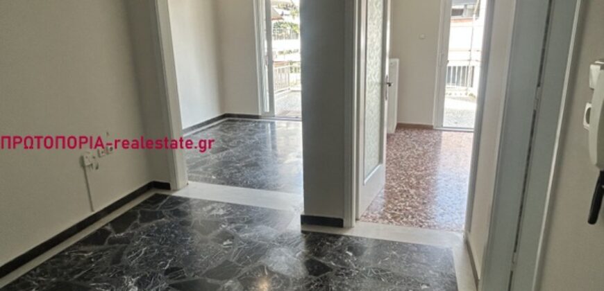 ΕΝΟΙΚΙΑΖΕΤΑΙ δυαρι 60 τμ στο Κεντρο της Λαμιας