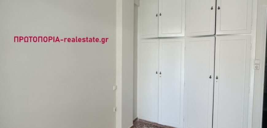 ΕΝΟΙΚΙΑΖΕΤΑΙ δυαρι 60 τμ στο Κεντρο της Λαμιας