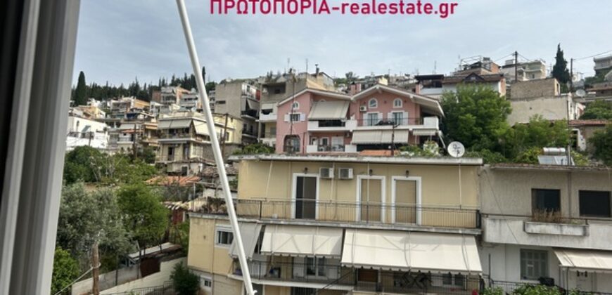 ΕΝΟΙΚΙΑΖΕΤΑΙ Δυάρι 50 τ.μ. στο Κέντρο της Λαμίας – 290€