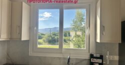 προς ενοικίαση εξαιρετικής κατασκευής νεόδμητο διαμέρισμα, έτους κατασκευής 2026, συνολικής επιφάνειας 70 τ.μ., στον 1ο όροφο, σε προνομιακή παραθαλάσσια τοποθεσία του Δήμου Στυλίδας.
