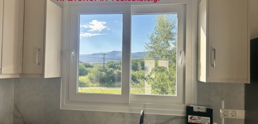 προς ενοικίαση εξαιρετικής κατασκευής νεόδμητο διαμέρισμα, έτους κατασκευής 2026, συνολικής επιφάνειας 70 τ.μ., στον 1ο όροφο, σε προνομιακή παραθαλάσσια τοποθεσία του Δήμου Στυλίδας.