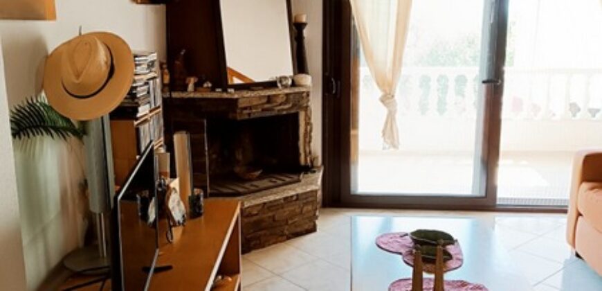 Πωλείται πολυτελής μεζονέτα 120 τ.μ. στον Άγιο Δημήτριο Πτελεού, Δήμος Αλμυρού Μαγνησίας