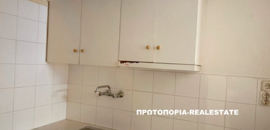 ΛΑΜΙΑ-ΚΕΝΤΡΟ-ΕΝΟΙΚΙΑΖΕΤΑΙ ΣΤΟΥΝΤΙΟ